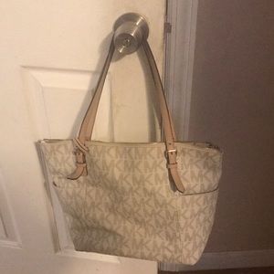 Michael Kors tote
